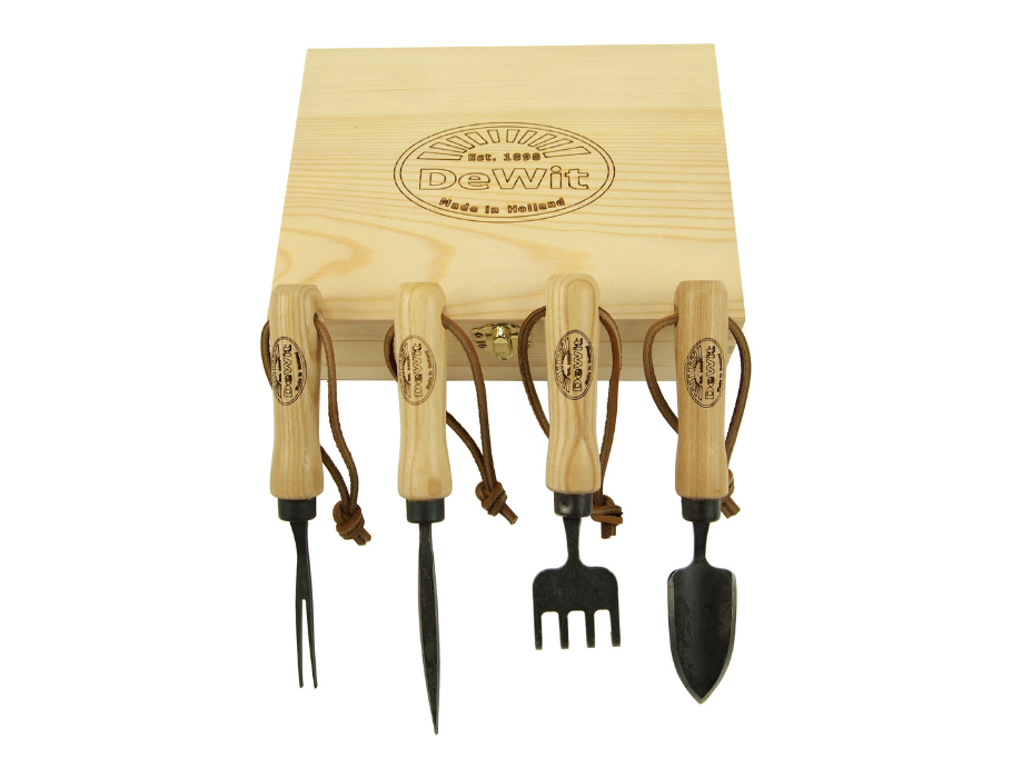 Bonsai set 4 stuks in houten doos
